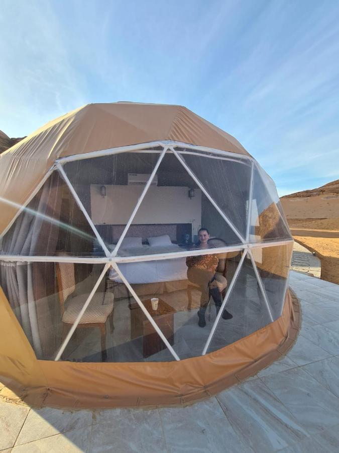 Sara Luxury Camp Wadi Rum Exterior foto